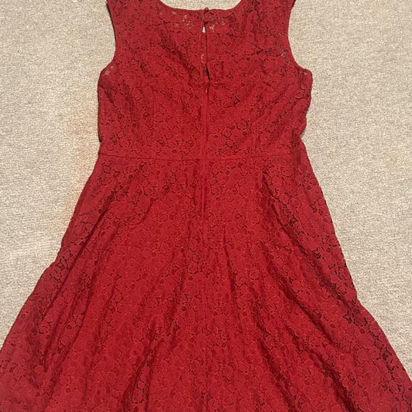 Red embroidered dress from White House Black Market - Picture 3 of 4